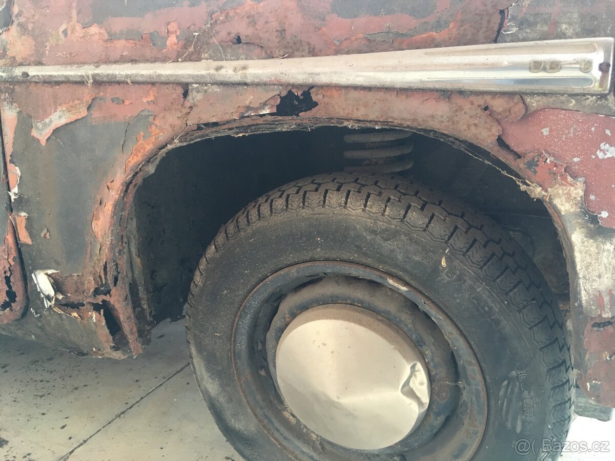 Tatra 603 před renovací - 5