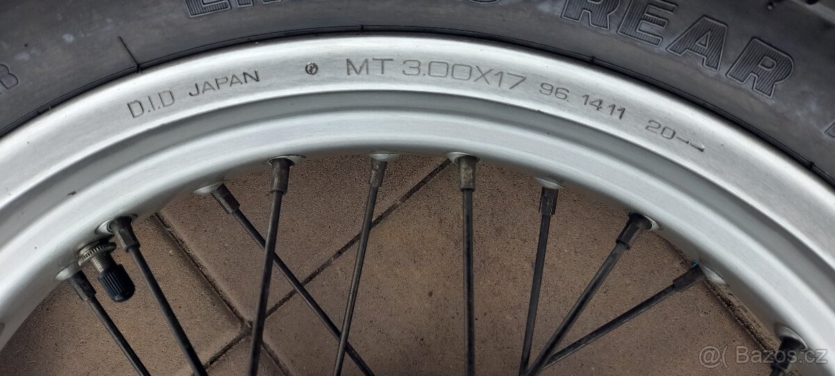 Yamaha xtz 750 super tenere zadni kolo