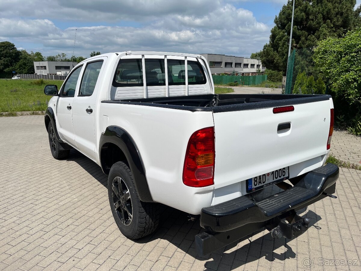 Toyota Hilux 2.5 TD naj: 69837 km