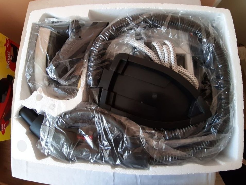 Parní čistič BECK s vysavačem a parní žehličkou - 5