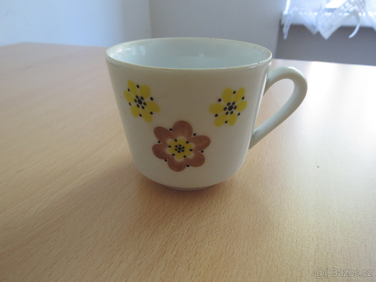 Hrnečky, obrázky, retro prostírání, andělíčci - 5