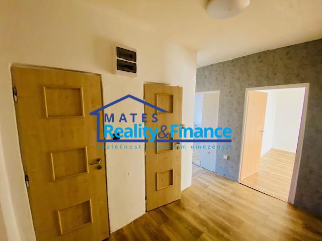 Pronájem bytu 2+1 v Bílině, ul. A. Sovy - 5