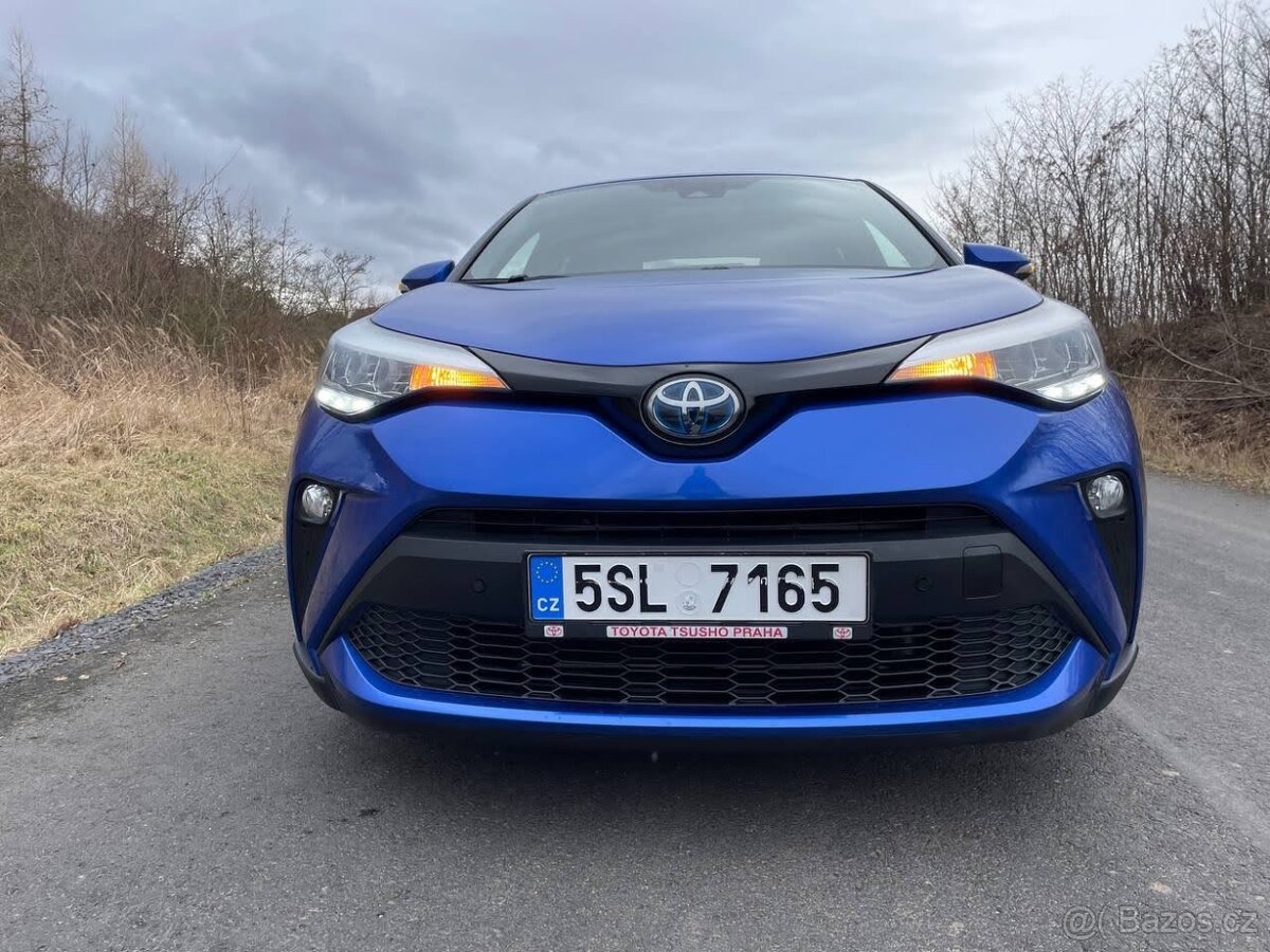 Toyota C-HR 1.8 Hybrid rok 2021 - 5