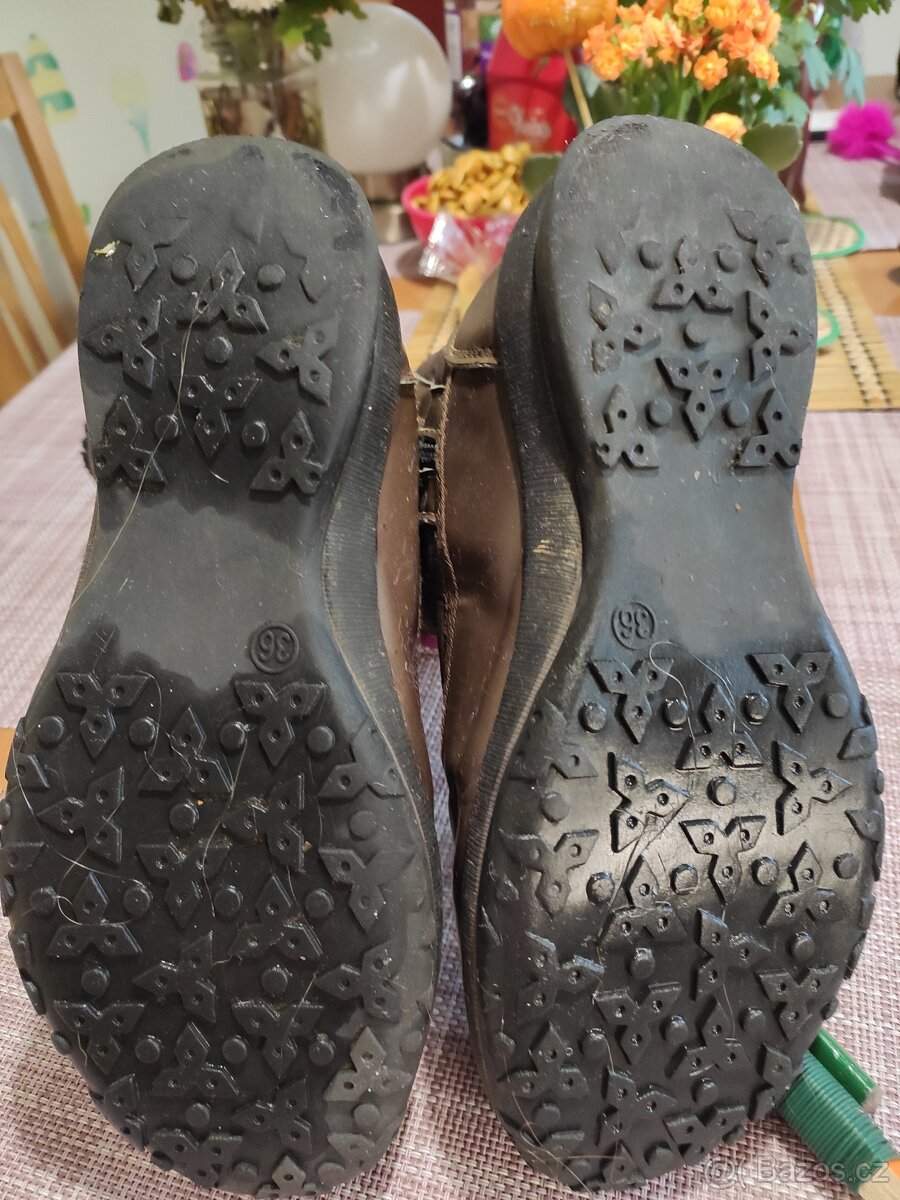 Dívčí zimní boty vel. 36 - 5