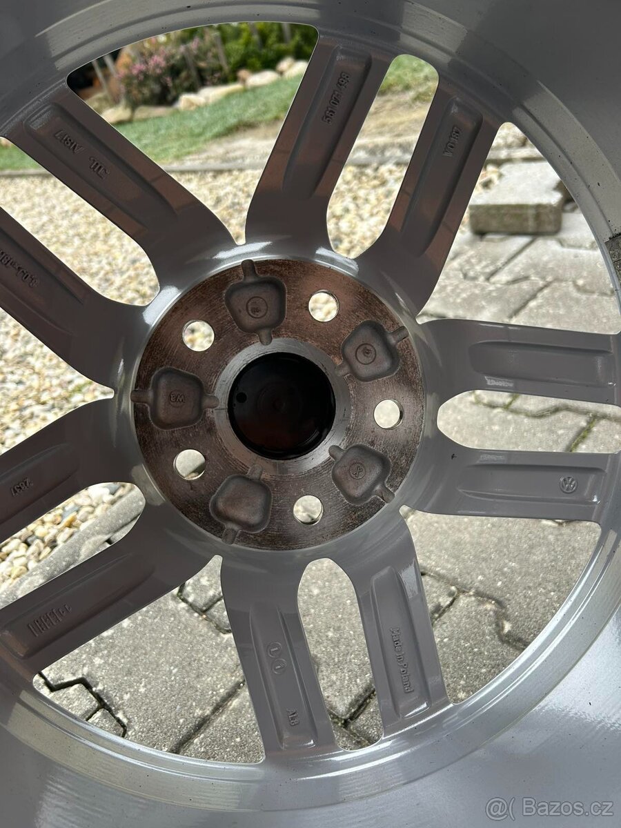 Audi kola 245/40 R18 5x112, zimní pneu - 5