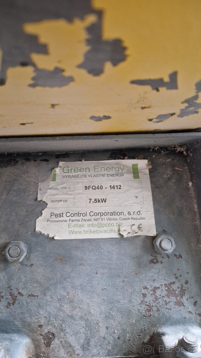 Drtička štěpky, kartonů a slámy - 5