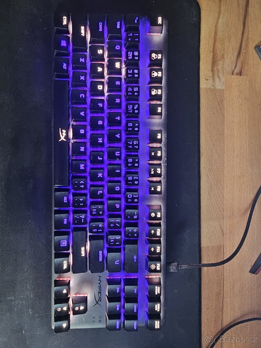 Herní PC a herní volant Thrustmaster T15 + příslušenství - 5