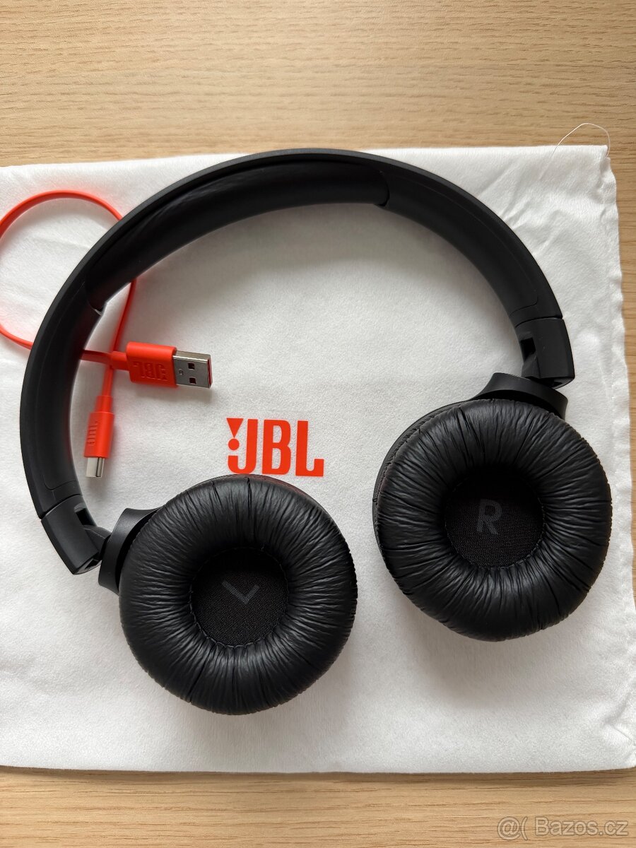 Sluchátka JBL Tune 510BT černá - 5