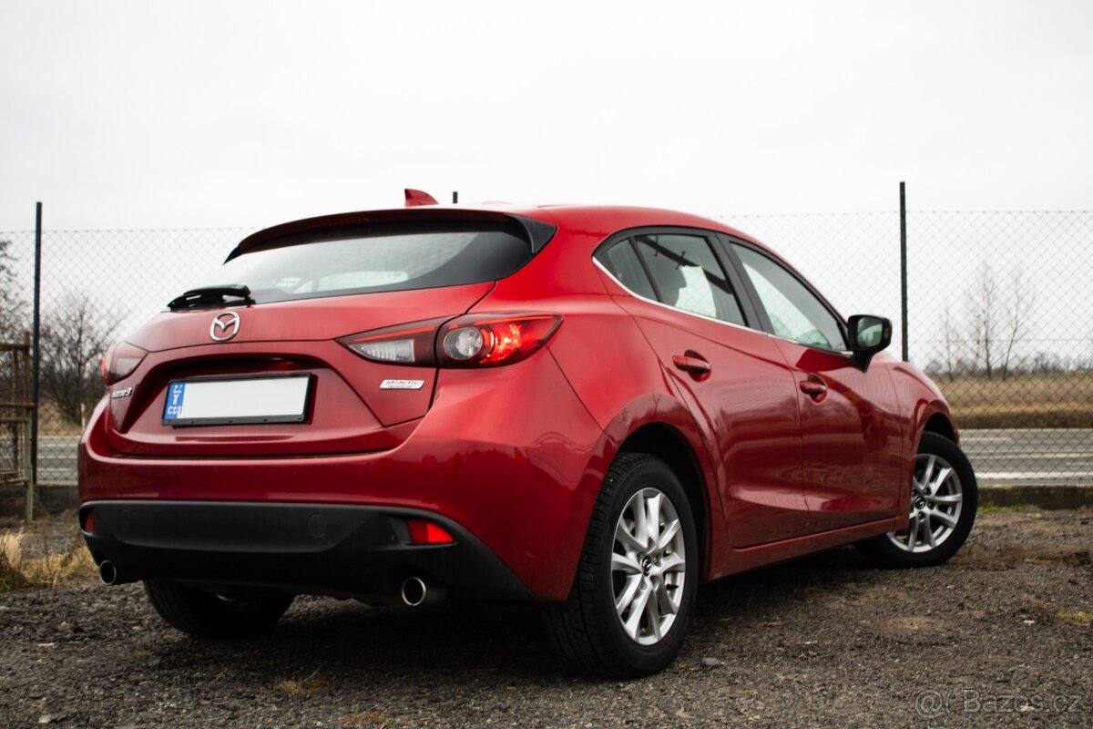Prodám ojeté osobní auto Mazda 3 Hatchback 2015 - 5