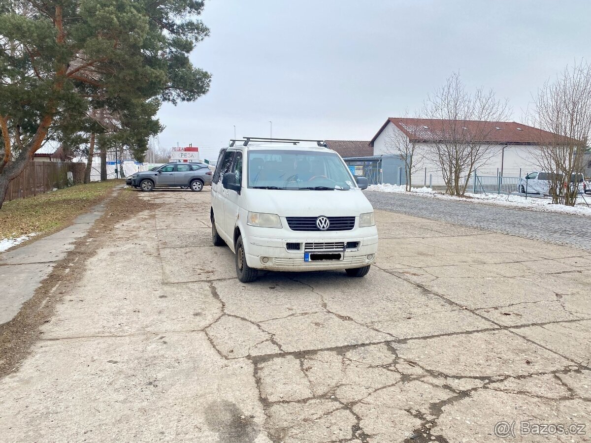 VW Transporter T5 1.9Tdi 77Kw Pro 9 lidí - 5