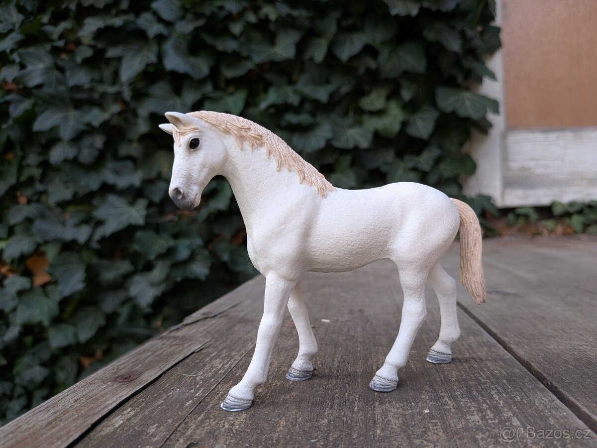 Schleich - stáj pro koně - 5