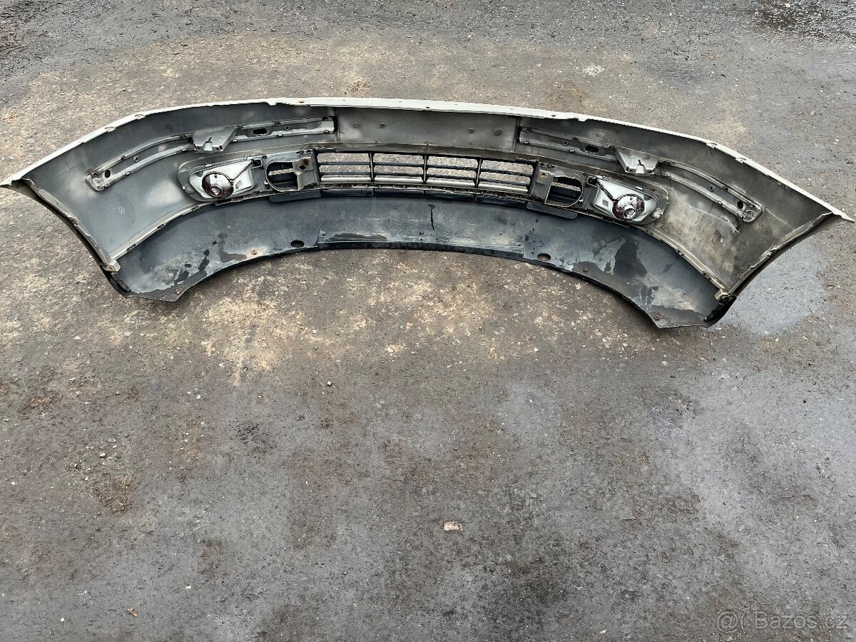 Škoda Octavia 2 -přední nárazník - 5