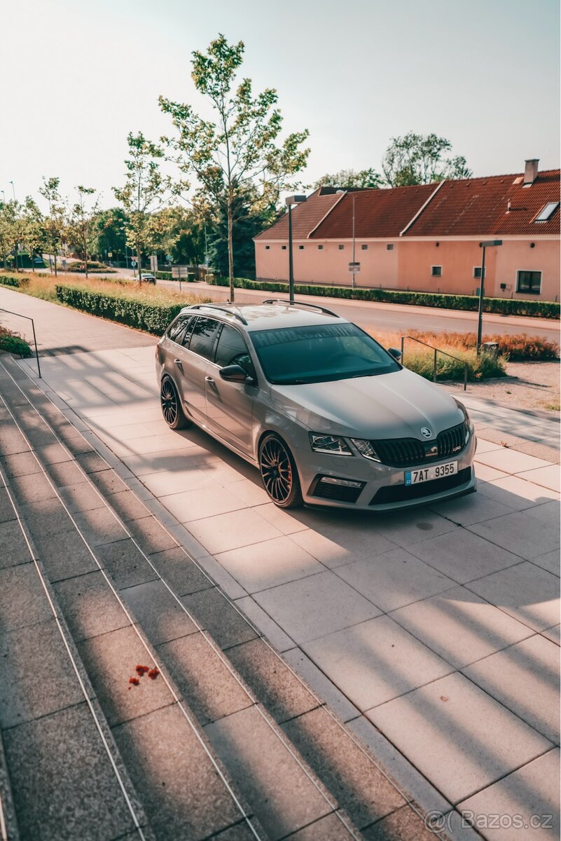 Škoda Octavia RS 245 Combi - 5