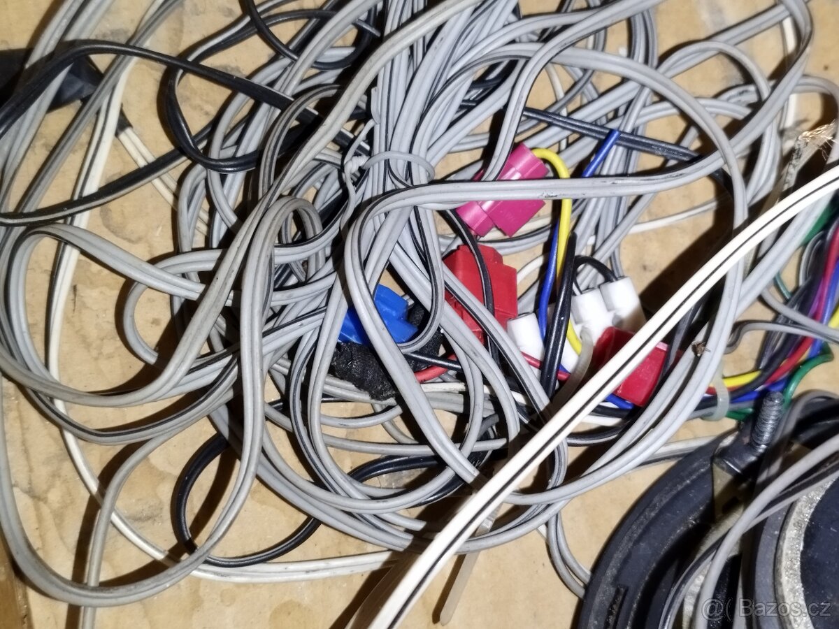 Reproduktory 2x basový 2x středový s ovladačem k volantu - 5