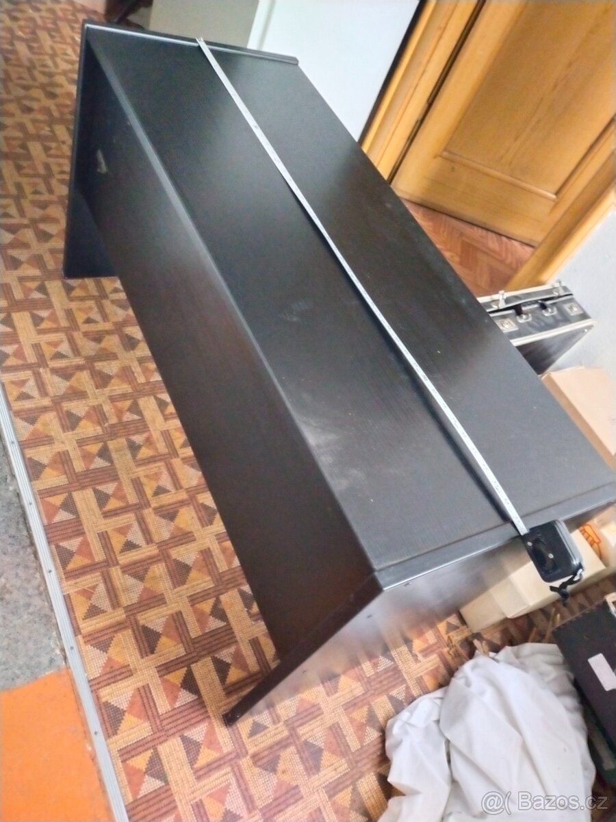 Kancelářský stolek - 5