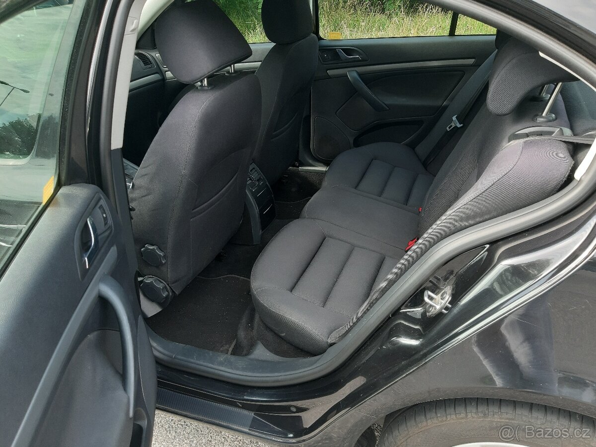Škoda Octavia 1,6 MPI DSG - 5