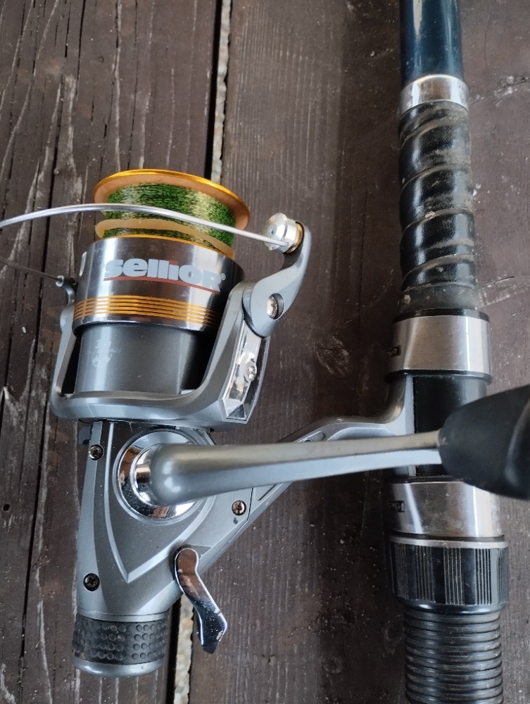 4x Rybářské pruty+navijáky. - 5