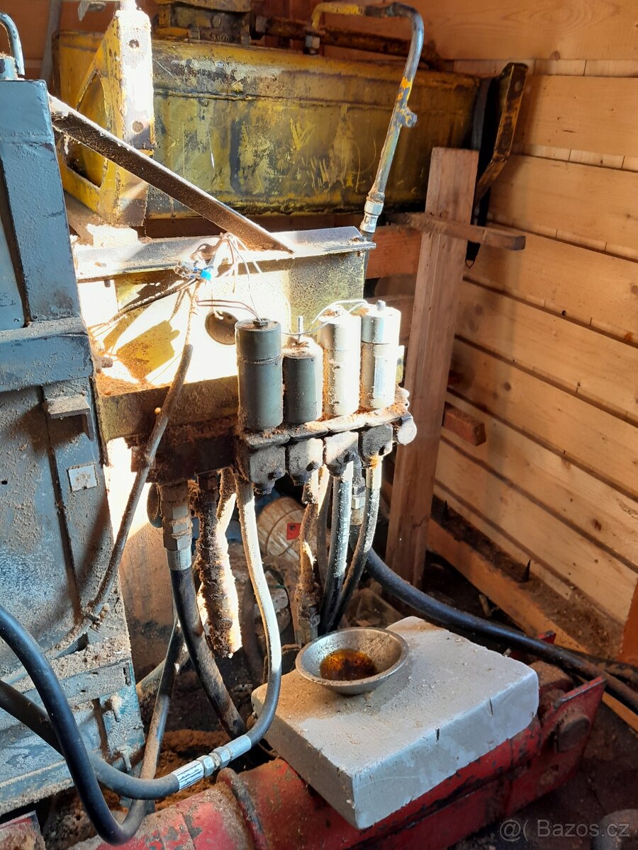 Briketovací lis - 5