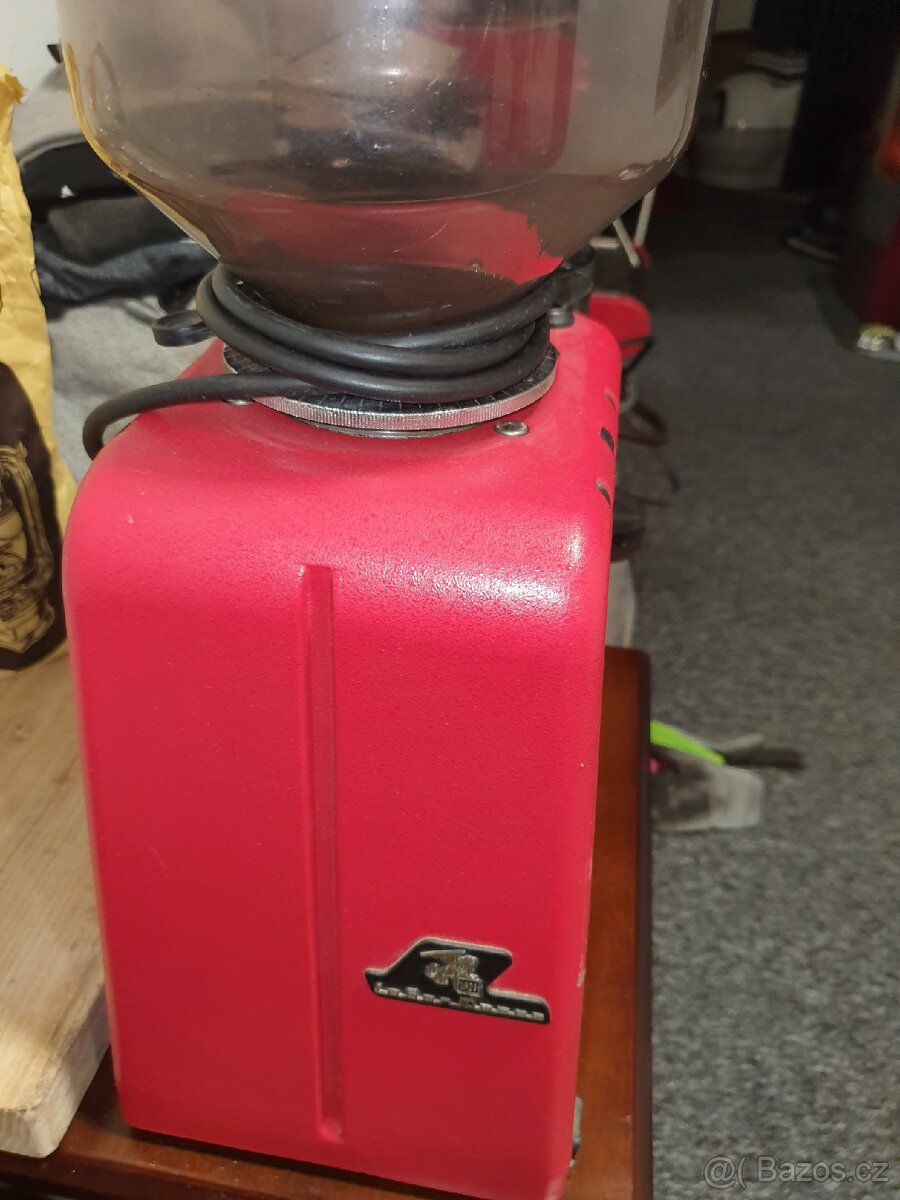 Mlýnek na kafe - 5