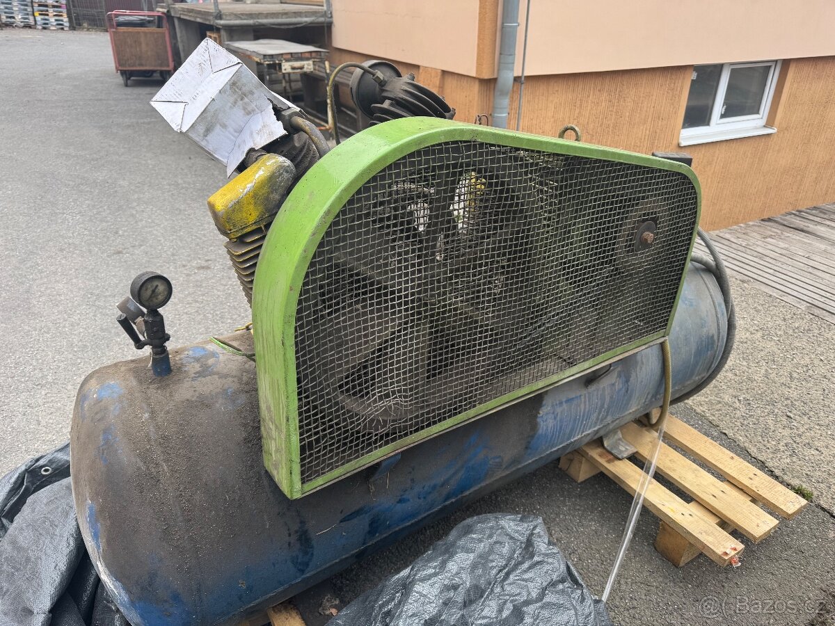 Prodám kompresor - 5