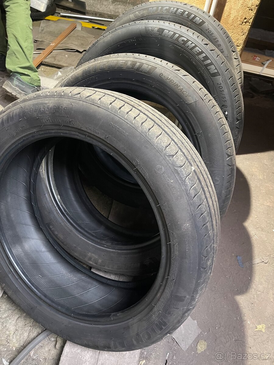 Michelin 205/55 R19 - 5
