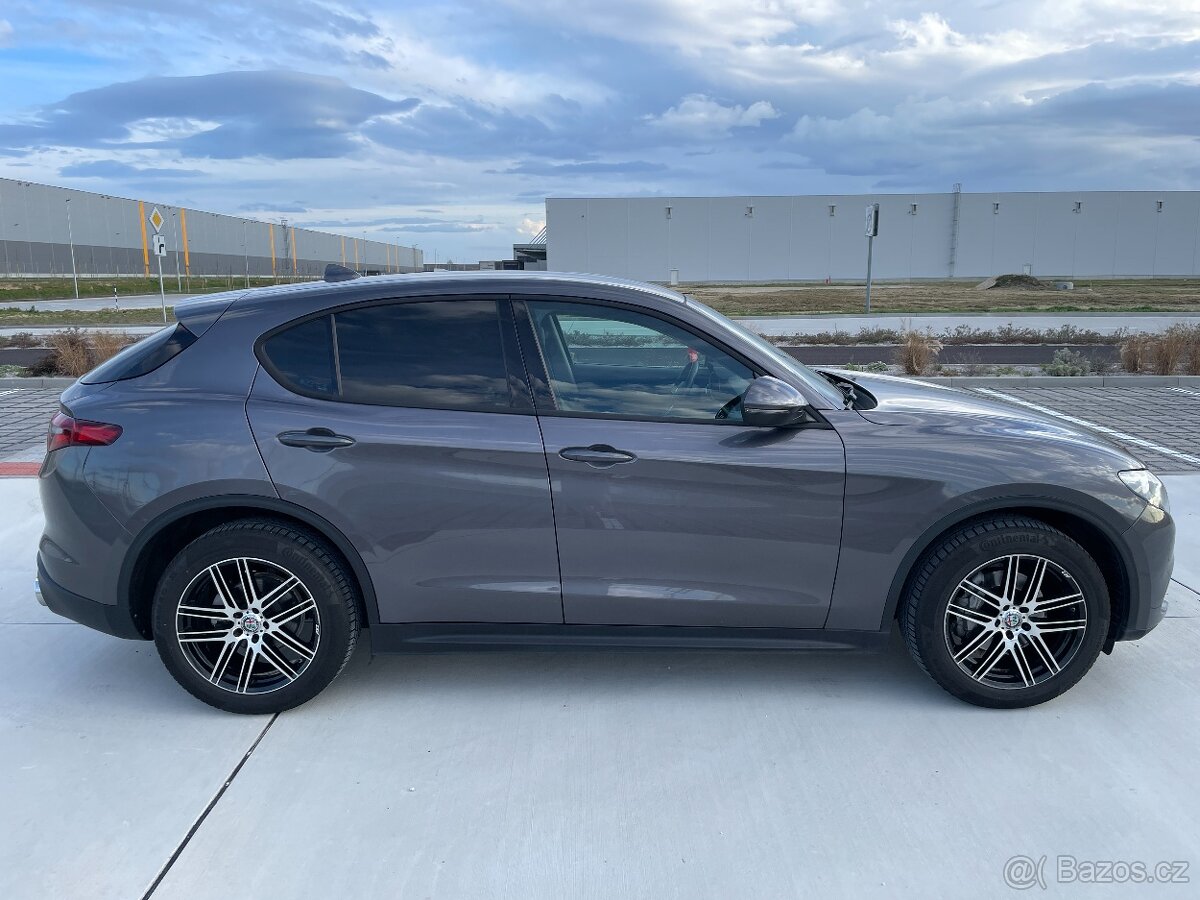 Alfa Romeo Stelvio 2.2 JTD 118kw Automat - 5