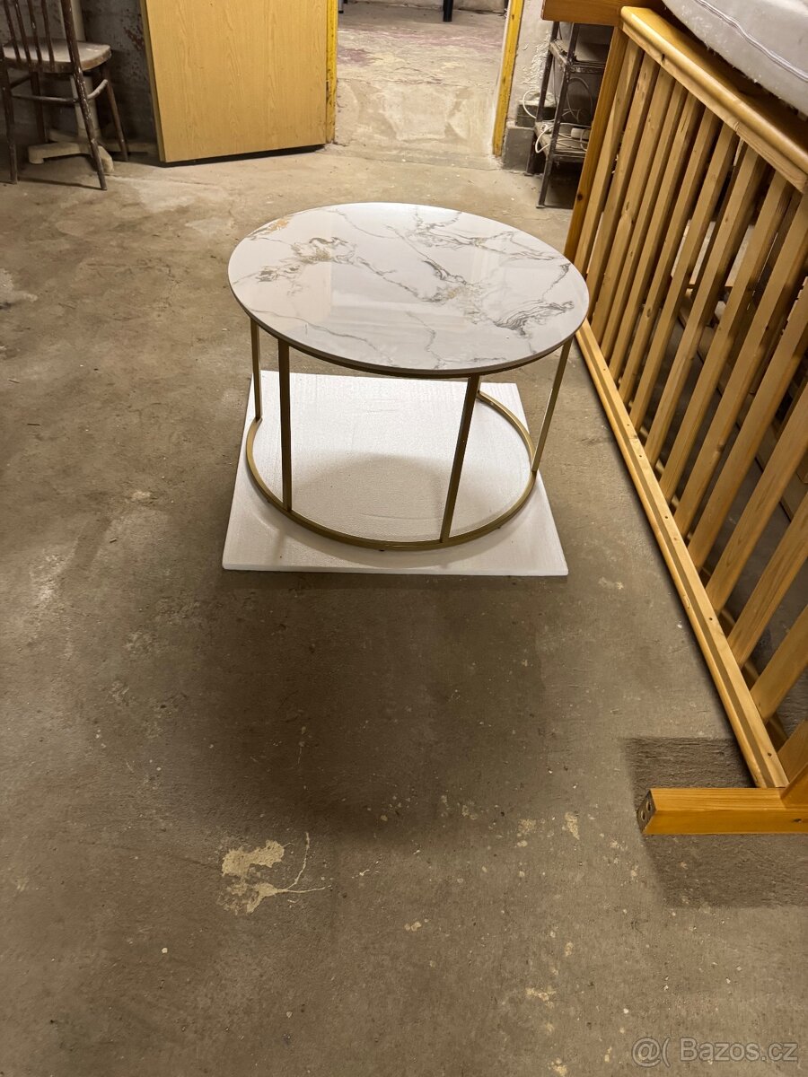 Konferenční stolek - 5