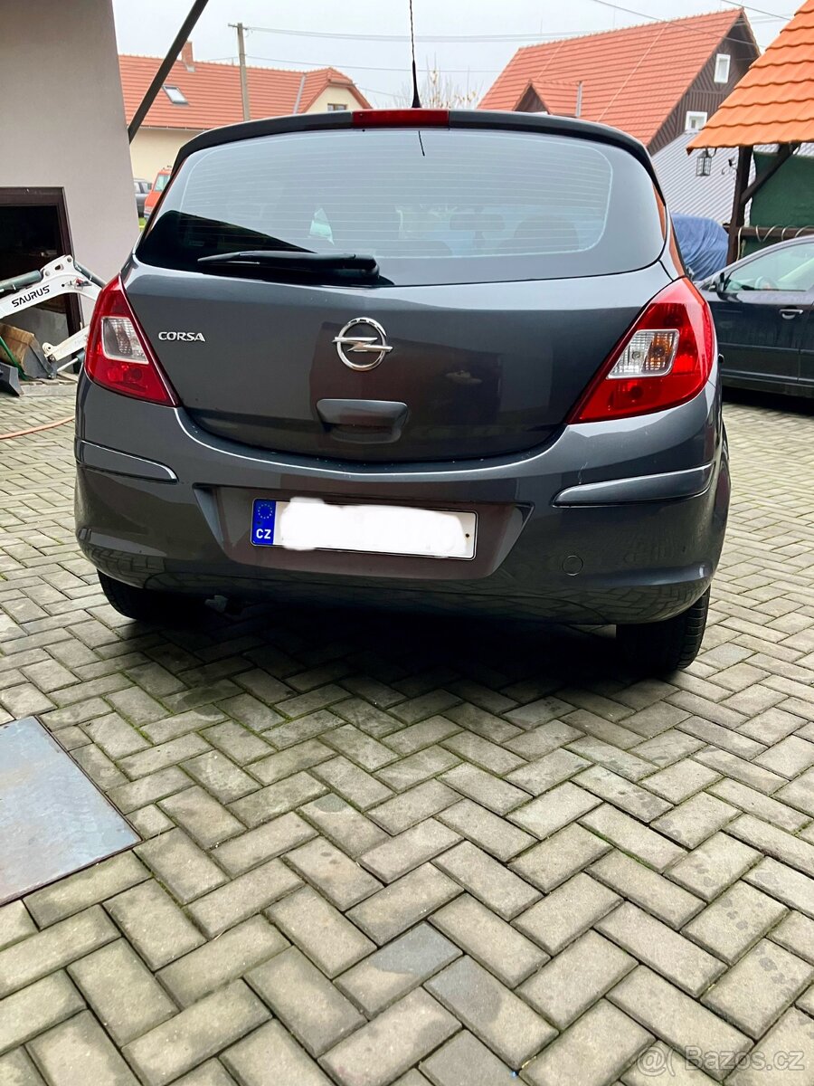 Opel Corsa 1.2 16V 2011 - 5