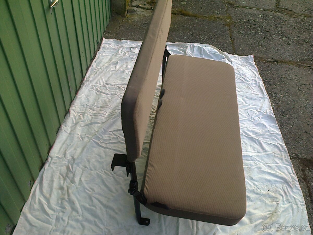 Sedačka přídavná - 5