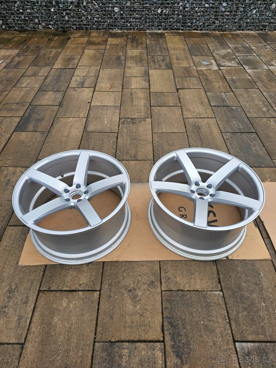 Prodám alu kola Vossen - 5