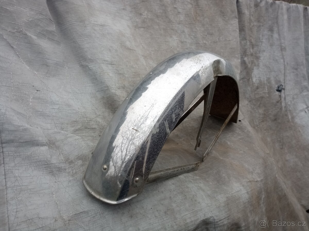 Přední blatník - 5