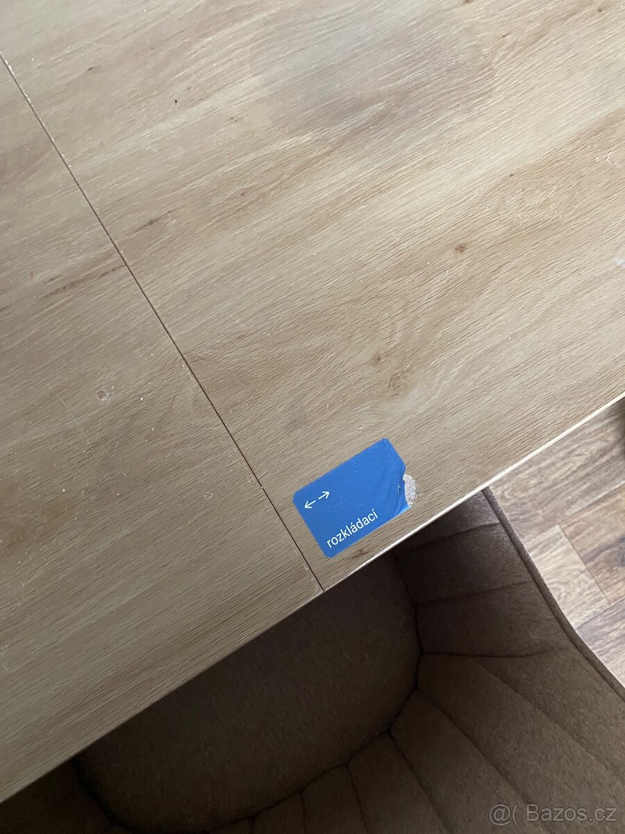 Jidelni stul a 6 jidelnich křesílek - 5