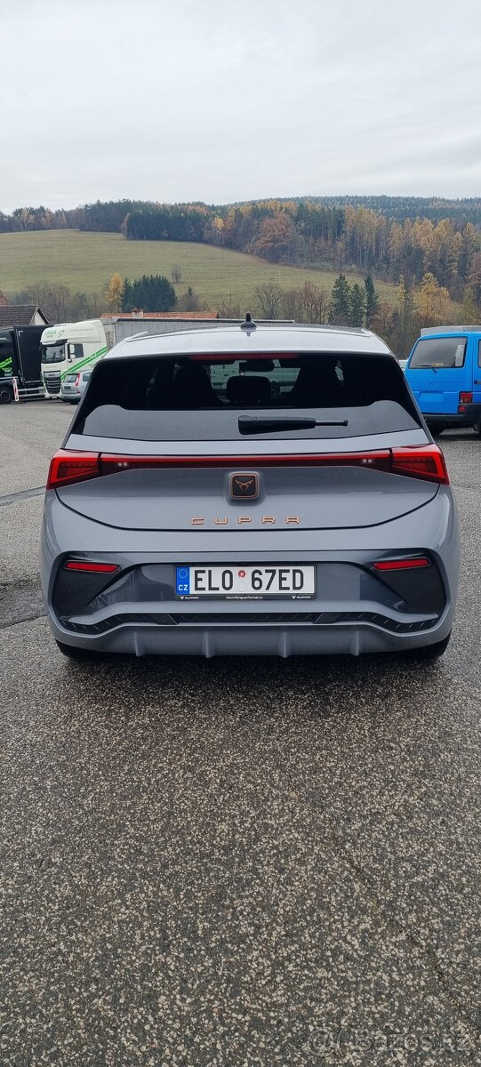 Cupra Born 150kw r.v 2022 - 5