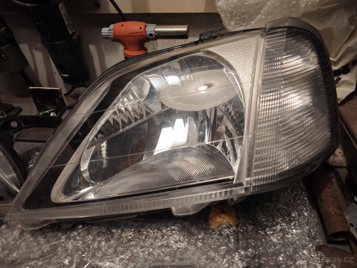 Dacia Logan I světlomety - 5