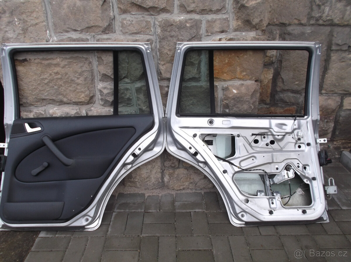 ŠKODA OCTAVIA 1 A FABIA 1 SVĚTLA A NAHRADNÍ DÍLY - 5