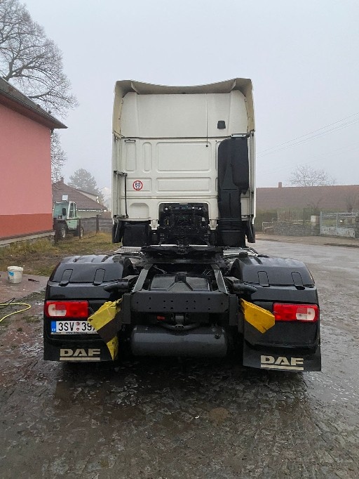 tahač Daf xf 106.510 SSC hydraulika - 5