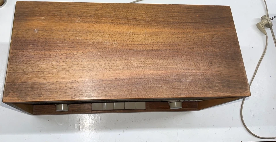 Elektronkové rádio Loewe - 5