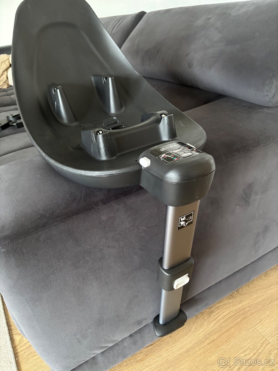Autosedačka Cybex + isofixová základna - 5