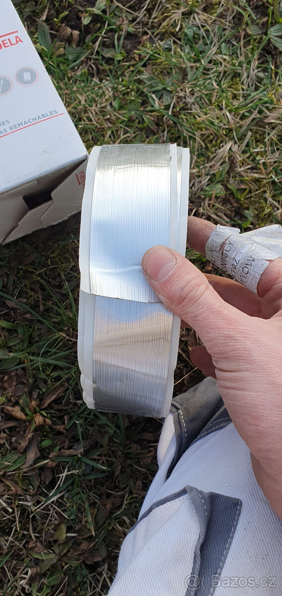 Materiál na suchou výstavbu (sádrokarton) - 5