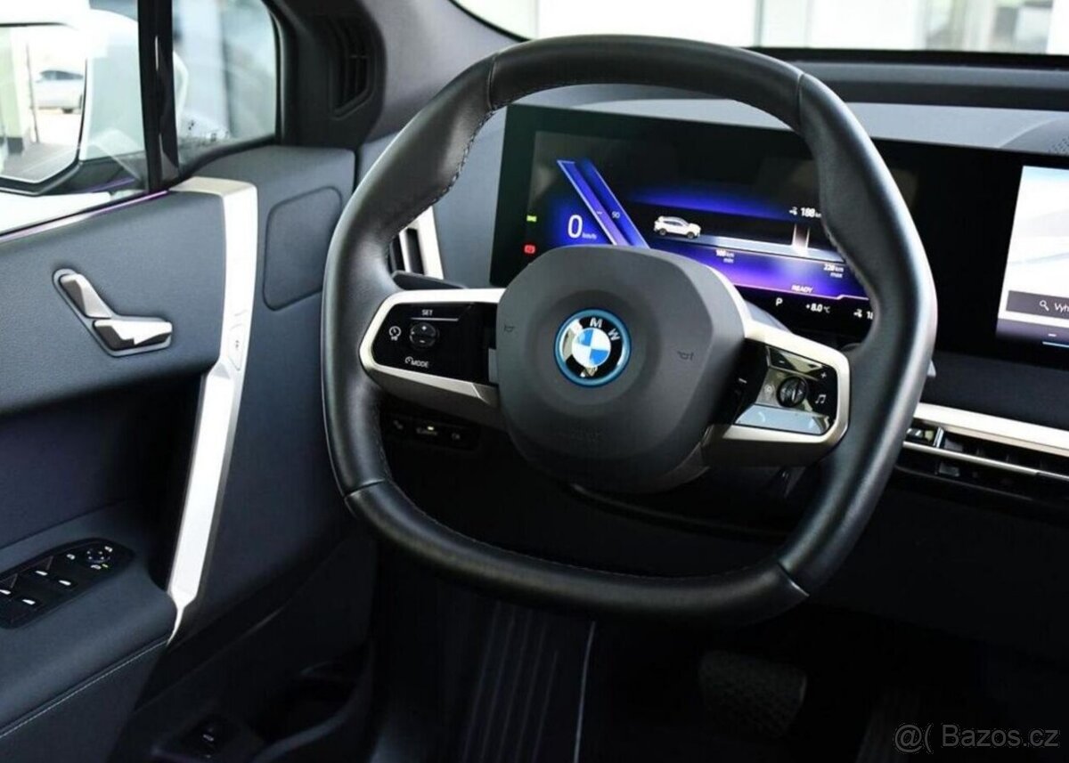 BMW iX xDrive40 1M 3L-ZÁRUKA - 5