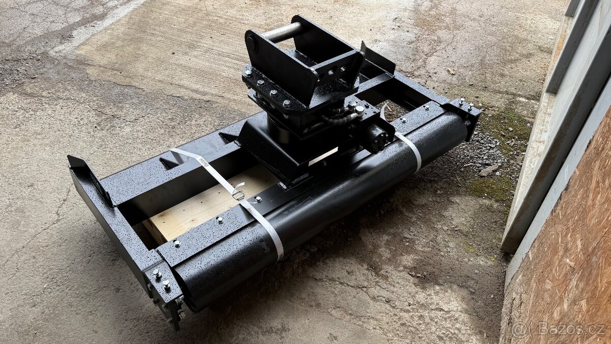 Rovnací rám s rotátorem na bagr - 5