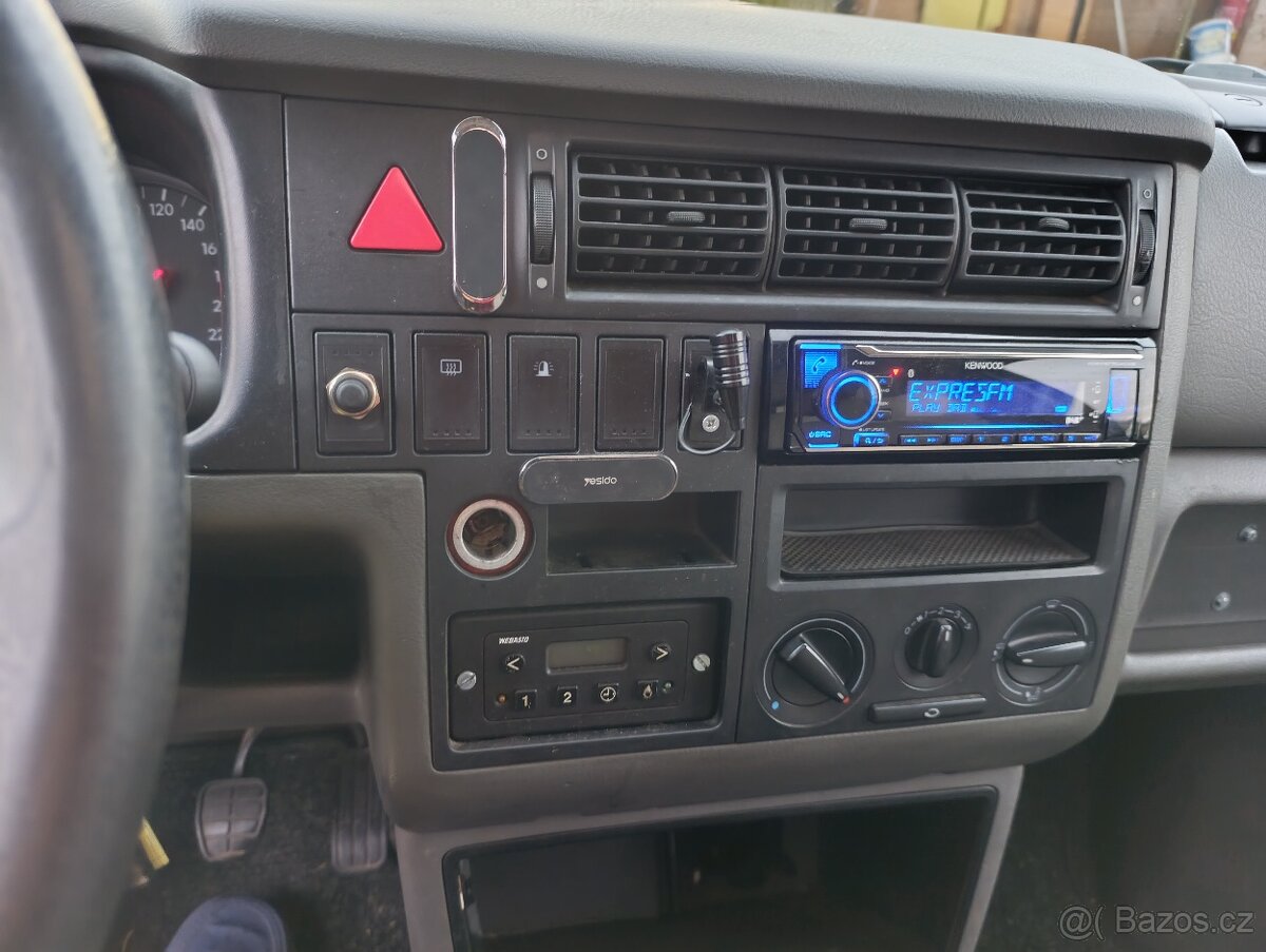 Volkswagen Transporter 2.5 TDi 75kw 5-9míst - 5