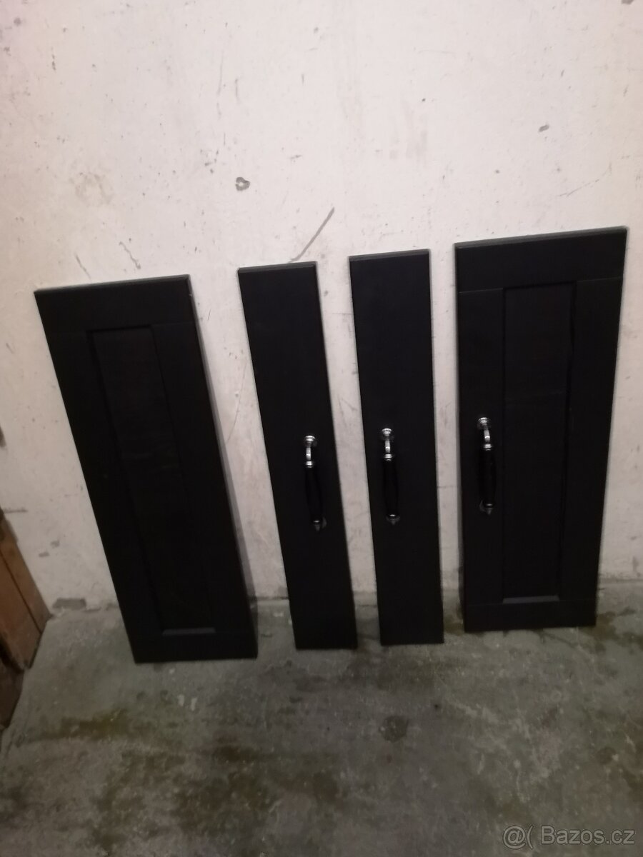 KUCHYNSKÉ DVIŘKA IKEA - 5