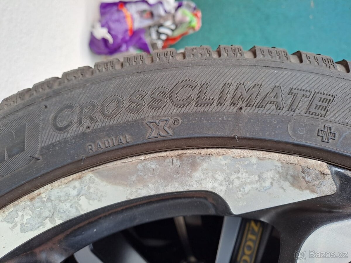 ALUKOLA DOTZ 17" + Michelin Crossclimate - 5