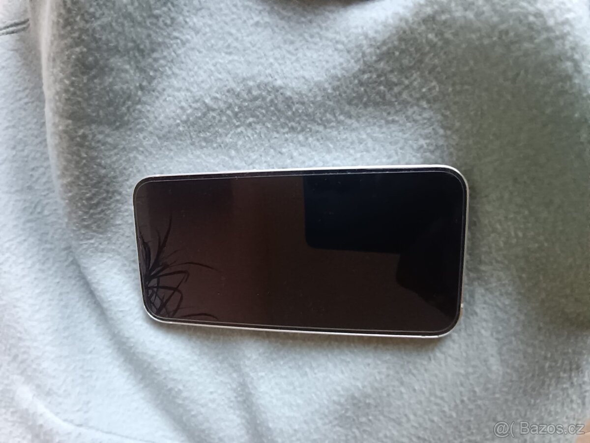 Prodám iPhone 13 128gb - 5