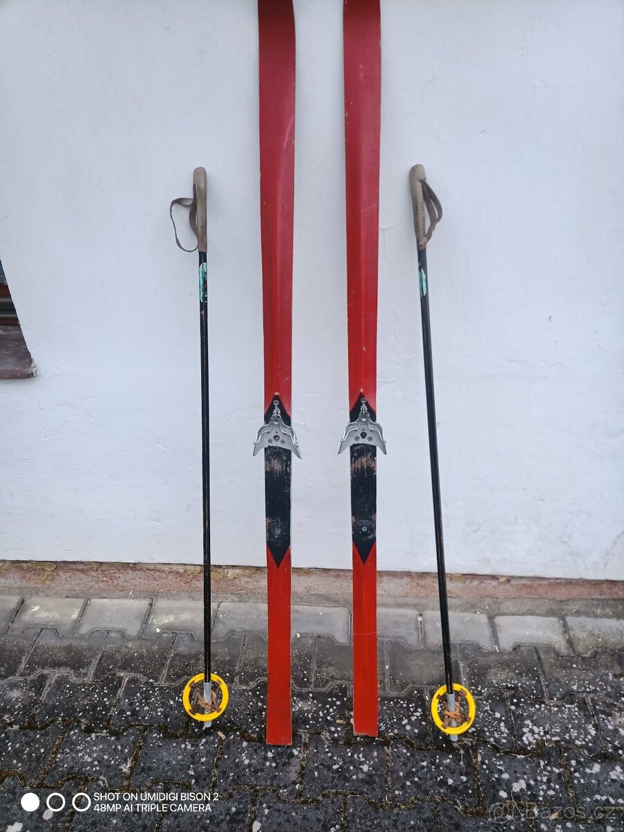 Prodám retro lyže s hůlkami - 5
