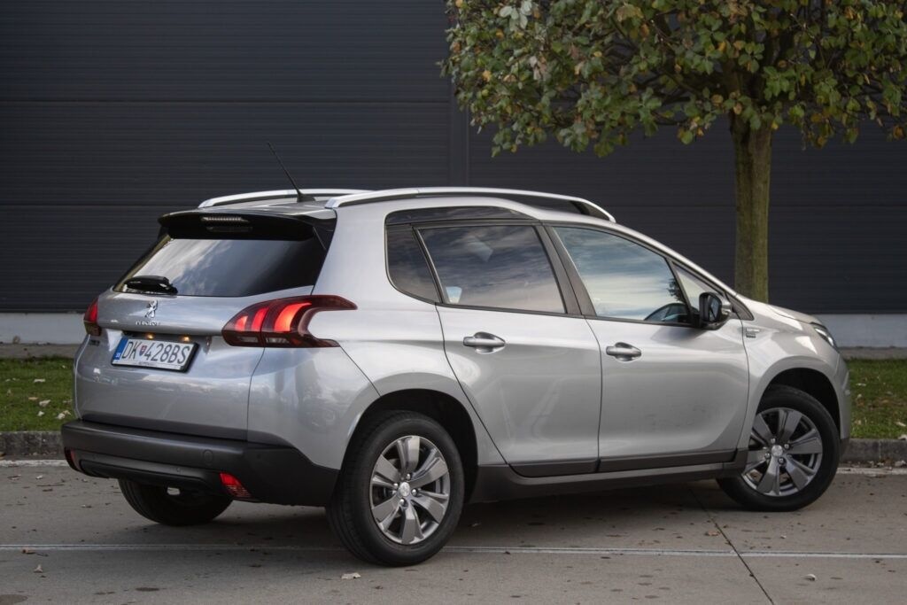 Peugeot 2008 1.2 PureTech Style - 5