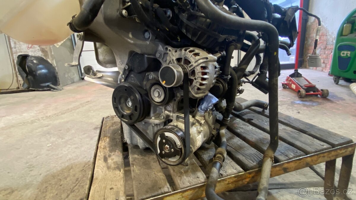 Motor 1.0 tsi 70kw škoda fabia nejto pouze 36tis km - 5