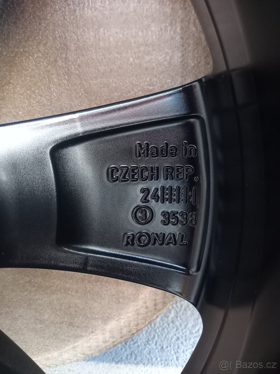 Š.Superb III,VW Passat B8- NOVÝ zimní ALU komplet 215/55R17 - 5