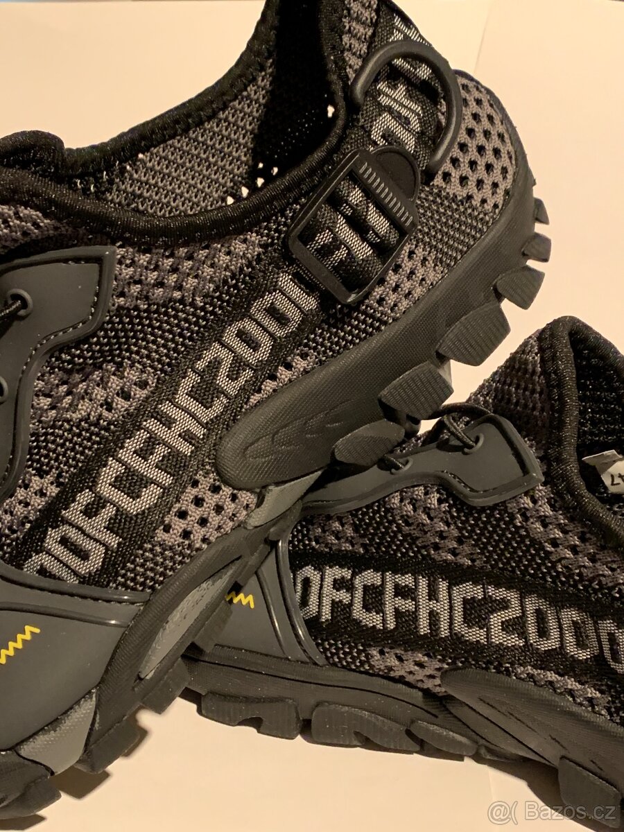 Trekové kvalitní ,..vel.47 - 5